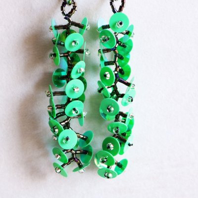 画像1: ガラスビーズの耳飾り　現物のみ　５０％OFF (1)